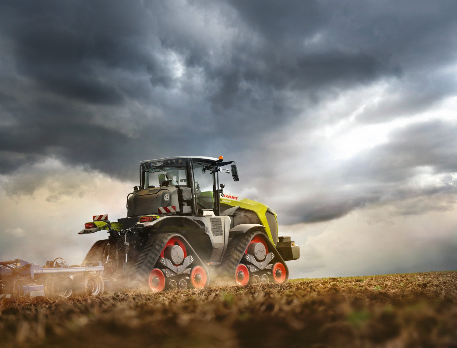 Traktor CLAAS Xerion