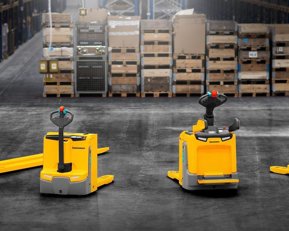 Pallet truck Jungheinrich ECR327A