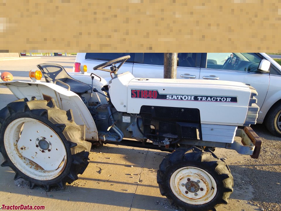 Tractor Kumiai ST1840