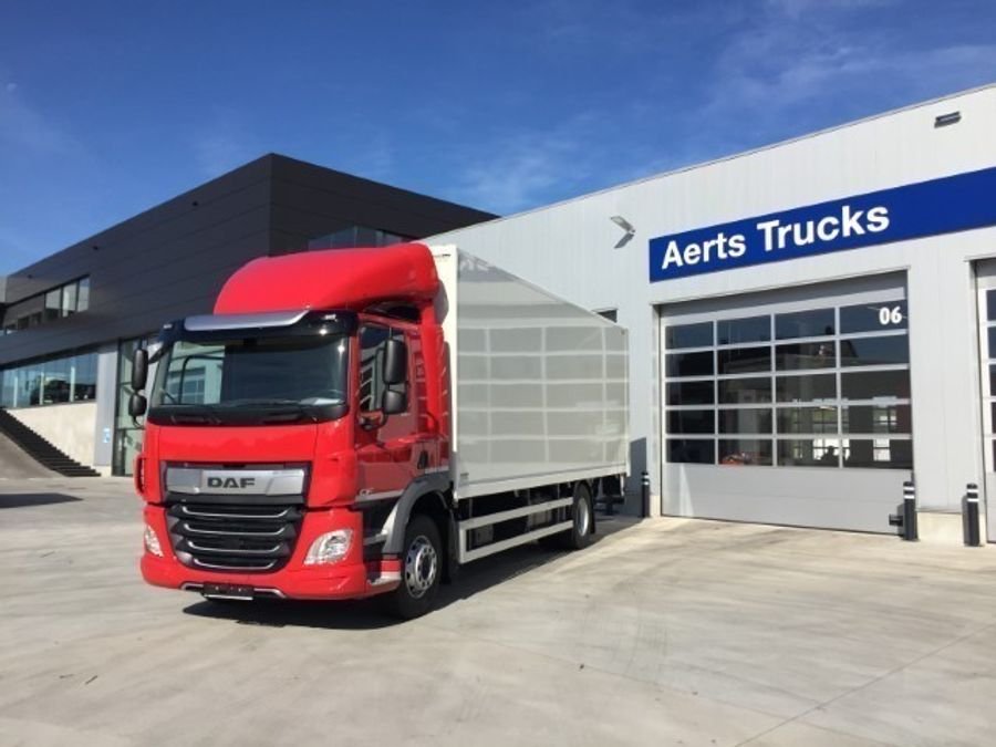 Truck DAF Trucks CF 300 FAT