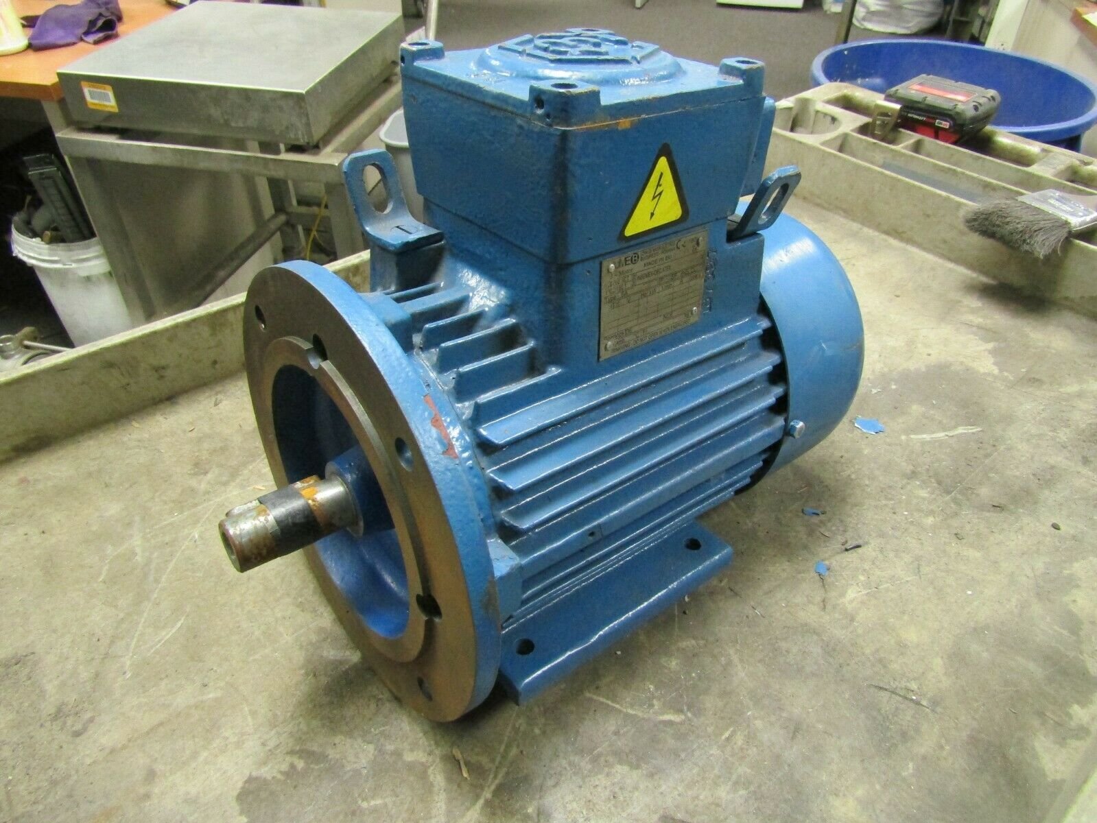Elektromotor Samt E2-ASA-100La-4