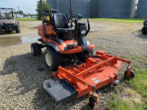Ride-on mowers Kubota F3990