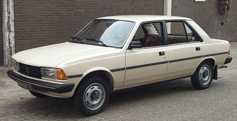 Peugeot 305