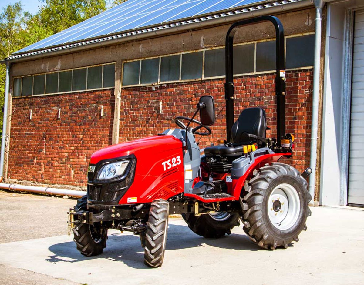 Traktor TYM TS110