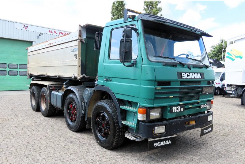 Truck Scania 113 H 8X4 ZL 140180