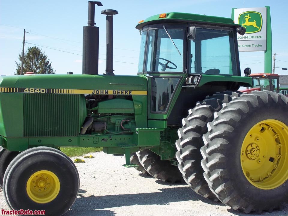 Tractor John Deere 4840