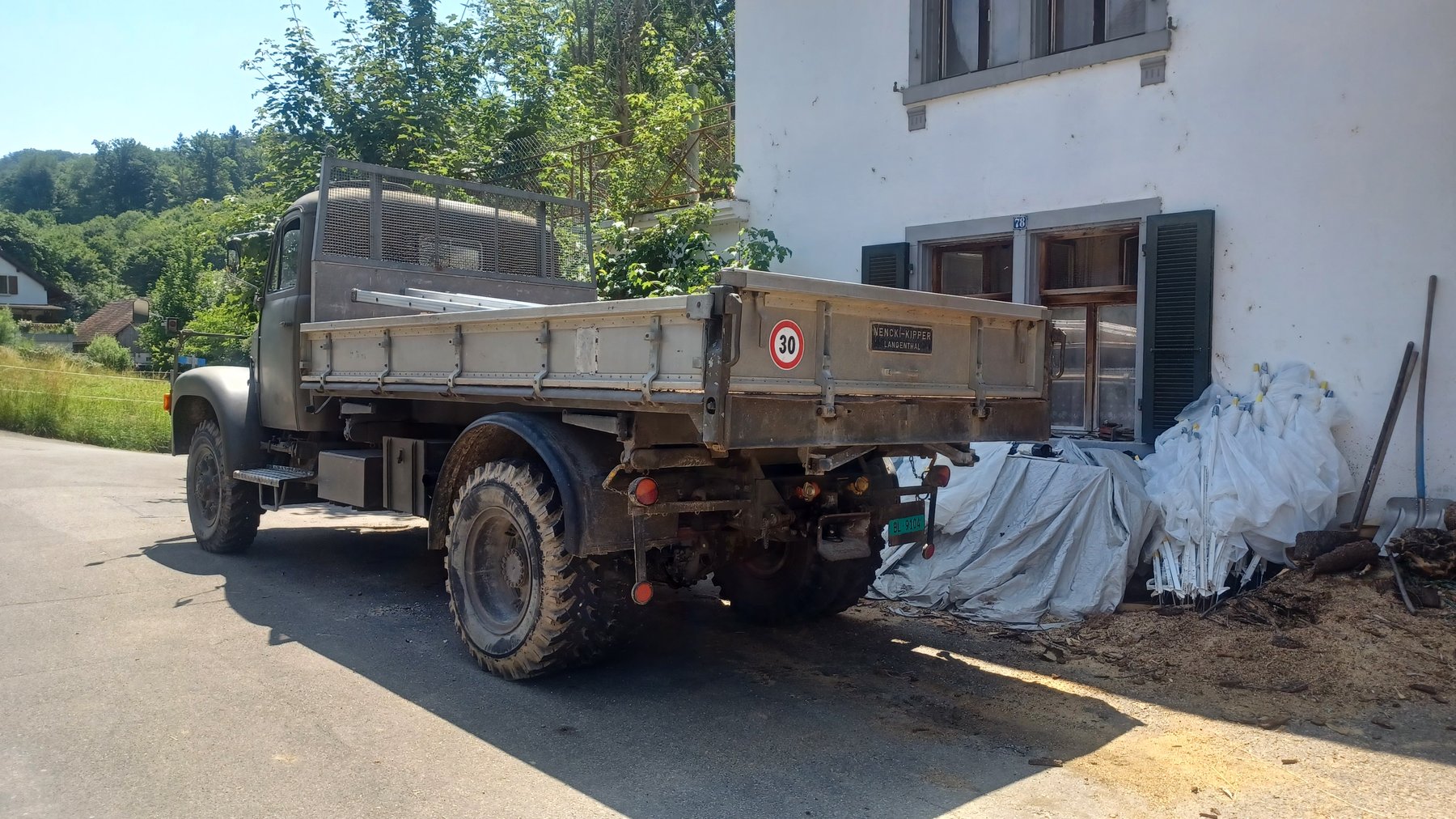Truck Saurer Berna 2DM 2VM