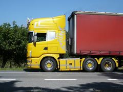 Scania 164 GB 6X2 NZ 580