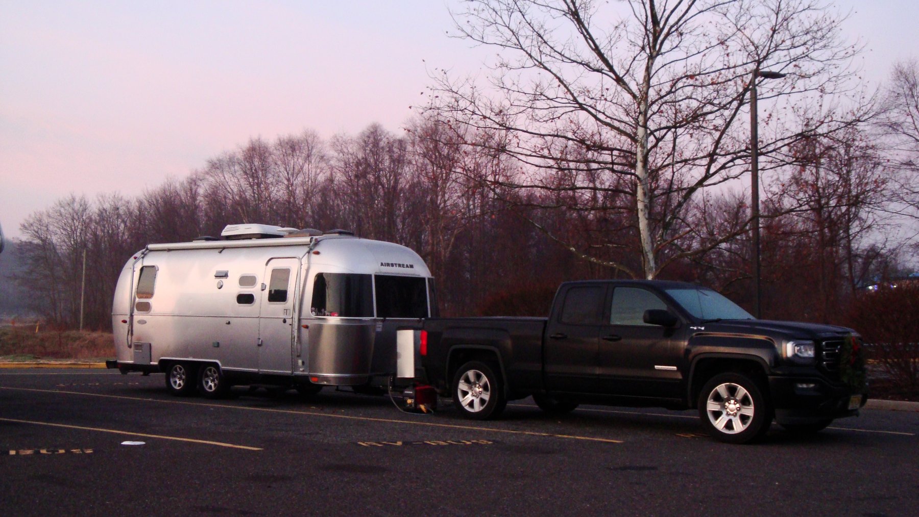 Truck GMC AIRSTREAM 30