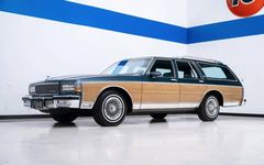 Chevrolet 5D CAPRICE ESTATE-STW- BN81Y-J