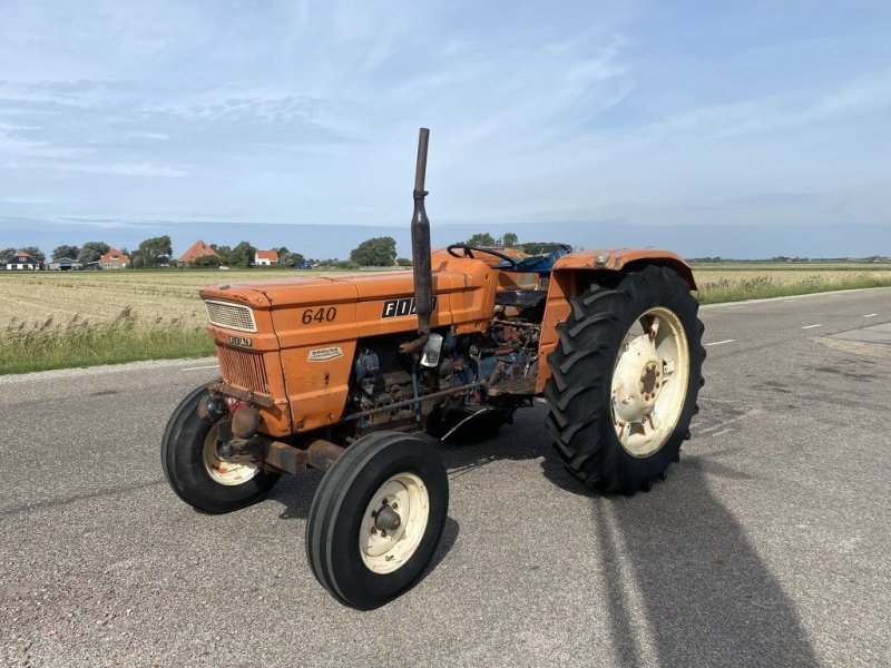 Tractor Fiat Trattori 640 (DT)