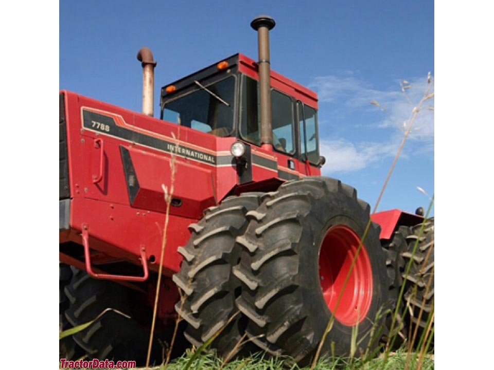 Tractor International Harvester 7788