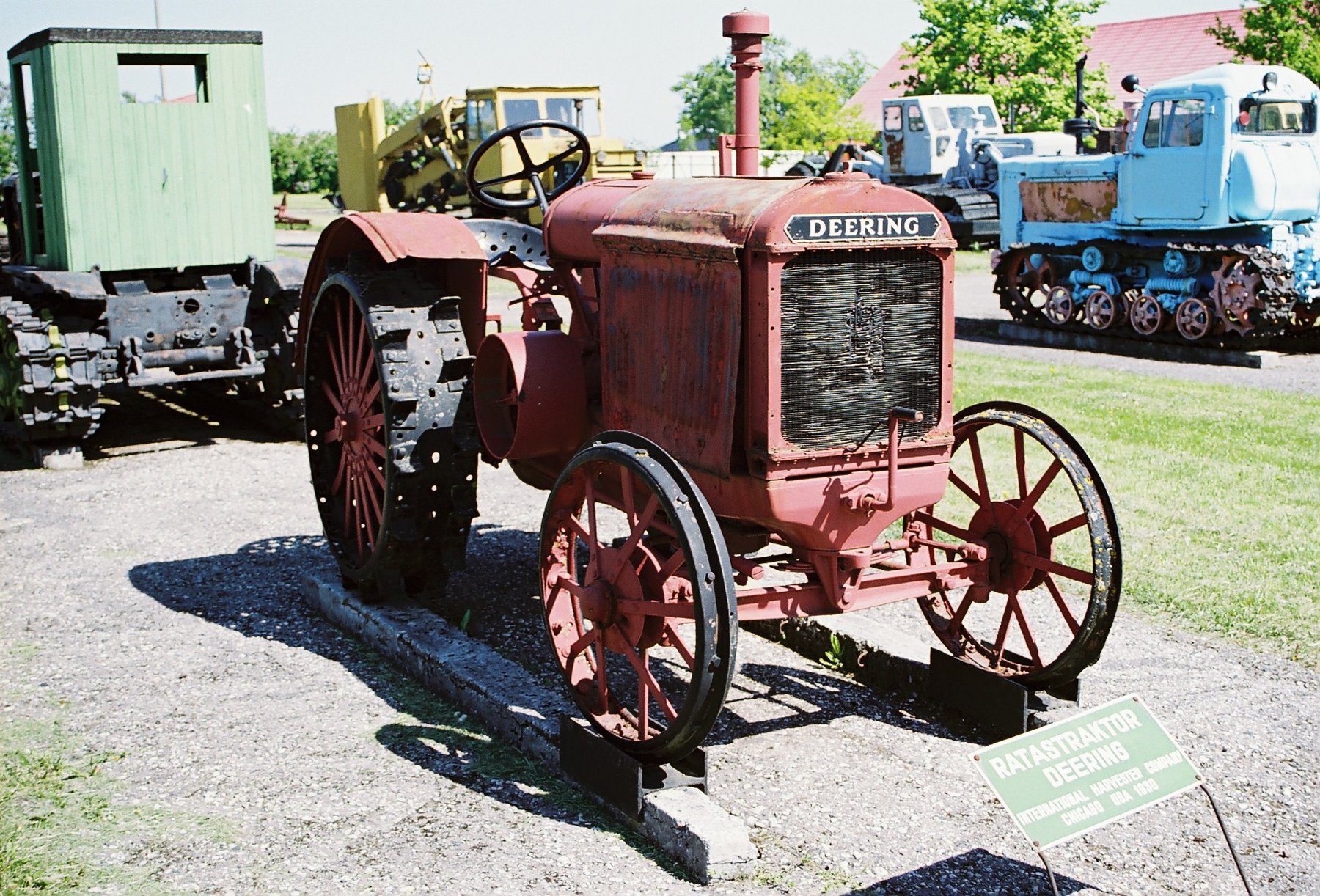 Tractor Deering International TITAN 18-35