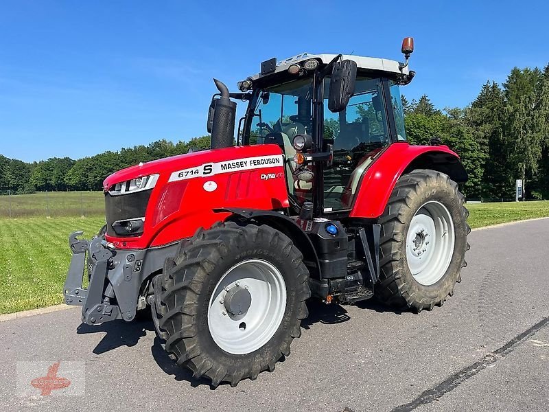 Tractor Massey Ferguson MF 6714 S