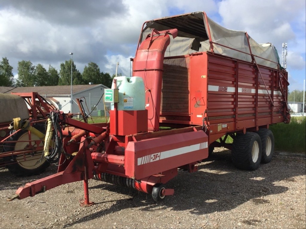 Light trailers up to 750 kg FinnWagon JJ 3300-35