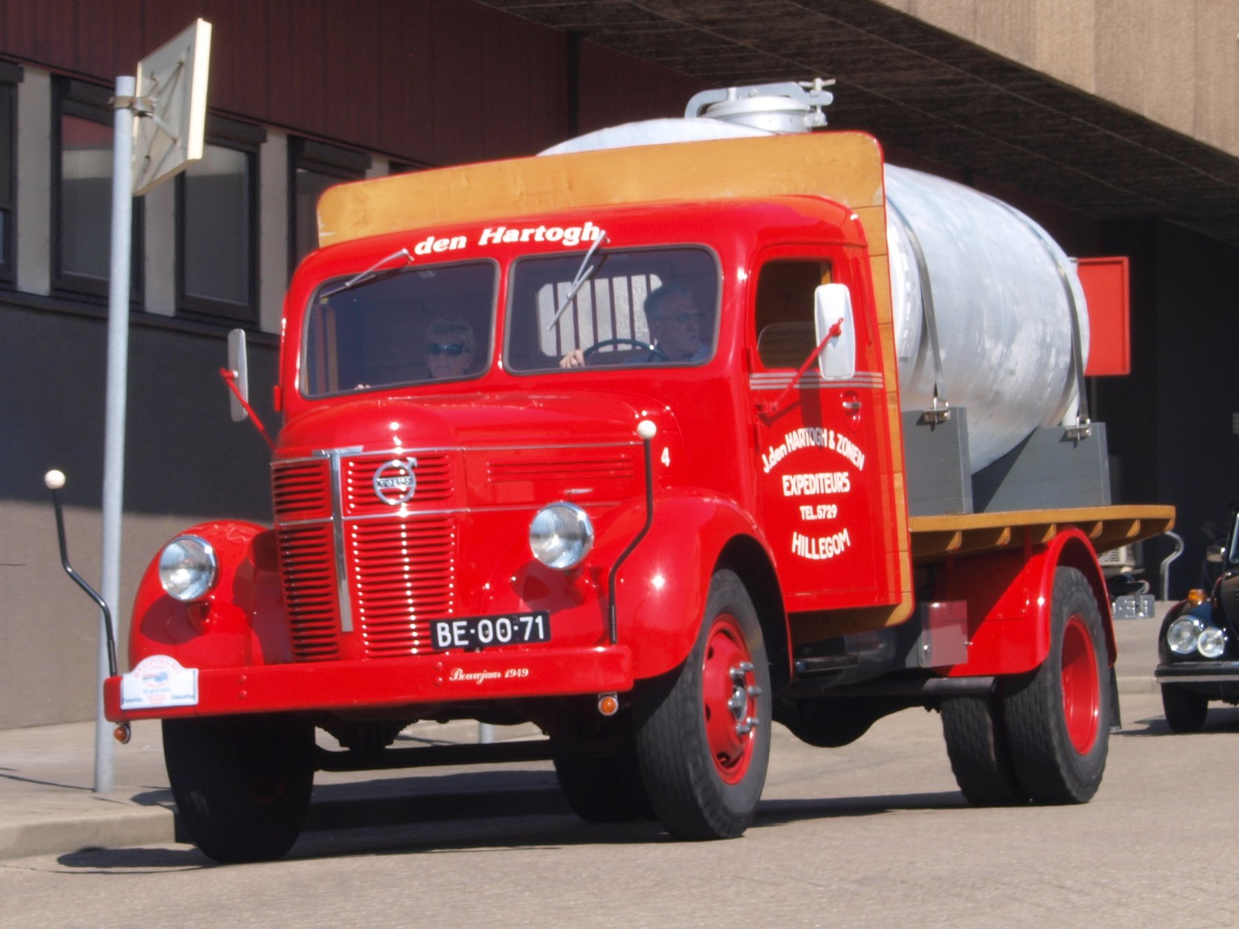 Truck Volvo L-233/4100