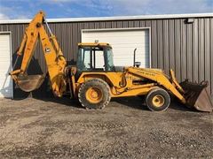 John Deere 710B