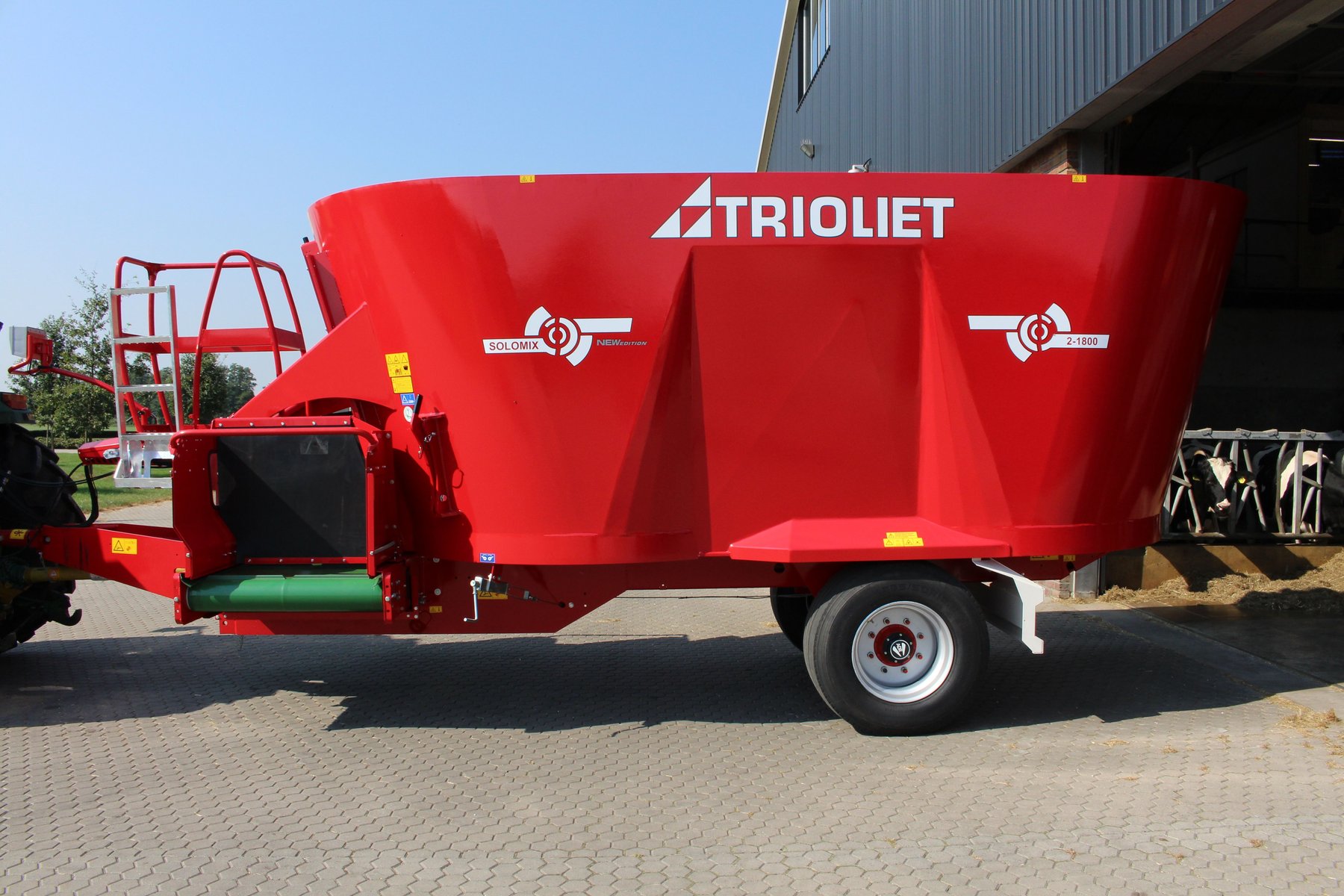 Feed handling Trioliet Solomix 2 2000L VLH-C