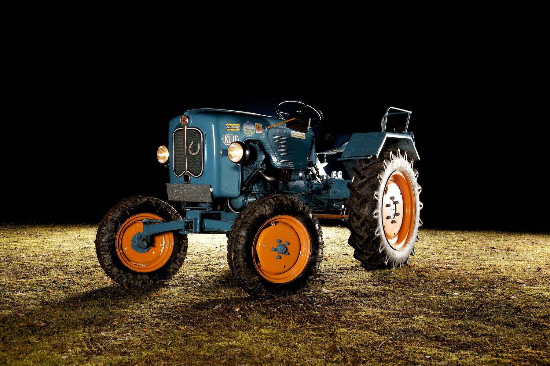 Traktor Warchalowski WT-25 (B)