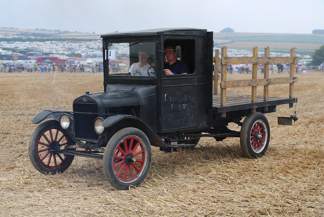Van Ford TT TRUCK