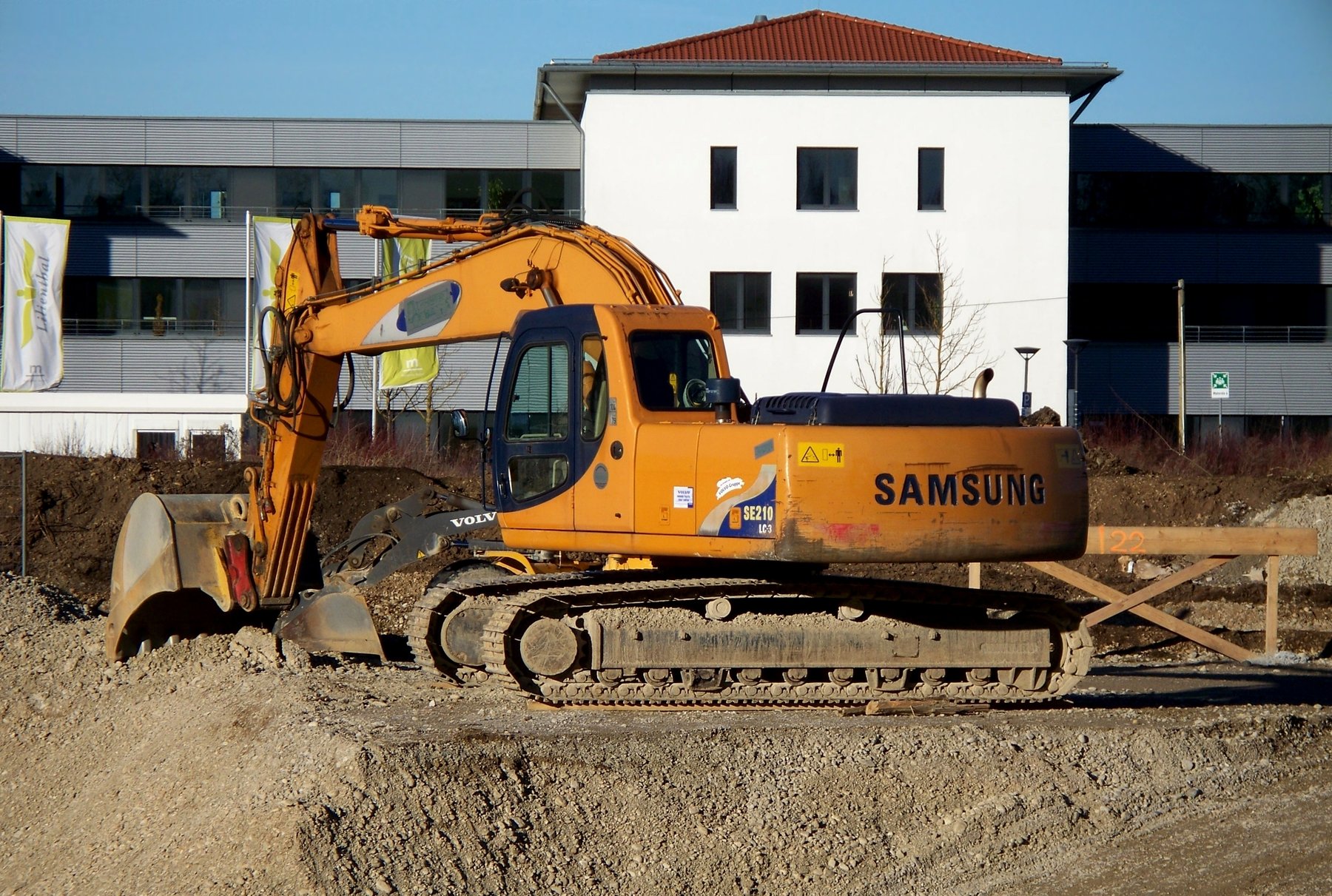 Excavator Samsung SE240NLC-3
