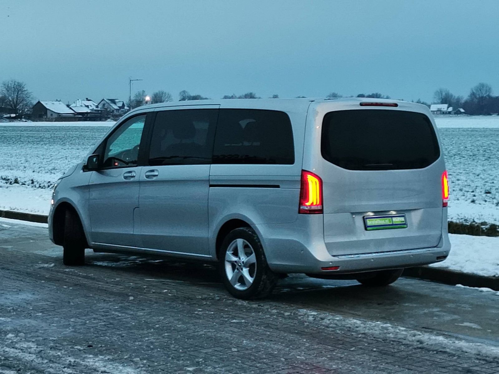 Van Mercedes Benz V 220 CDI MPV