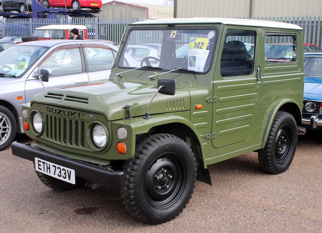 Transporter Suzuki SJ 80