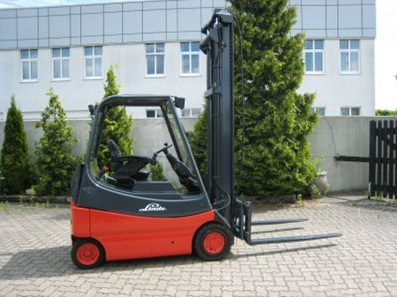 Elektrostapler Linde EG 16-02