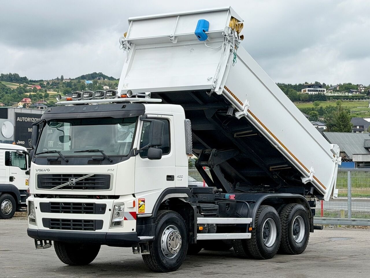 Truck Volvo FM 84R B-8x4/