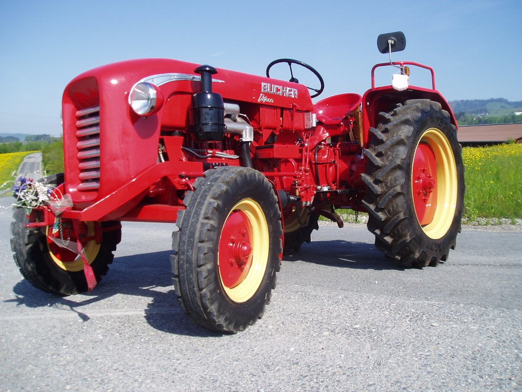 Tractor Bucher D 4000
