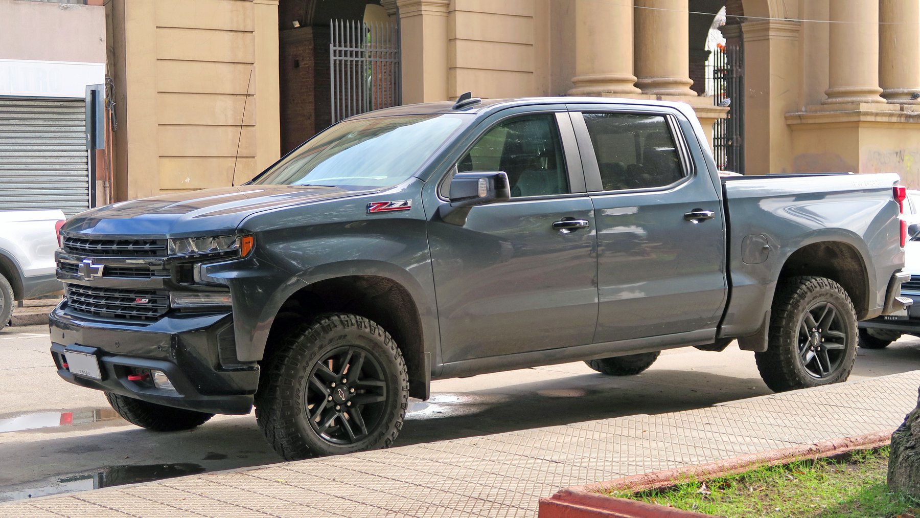 Truck Chevrolet Silverado LT Trail Boss