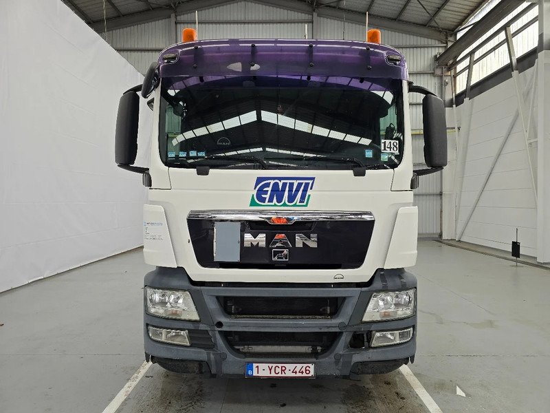 Truck MAN TGS 26.320 6X2-2LL