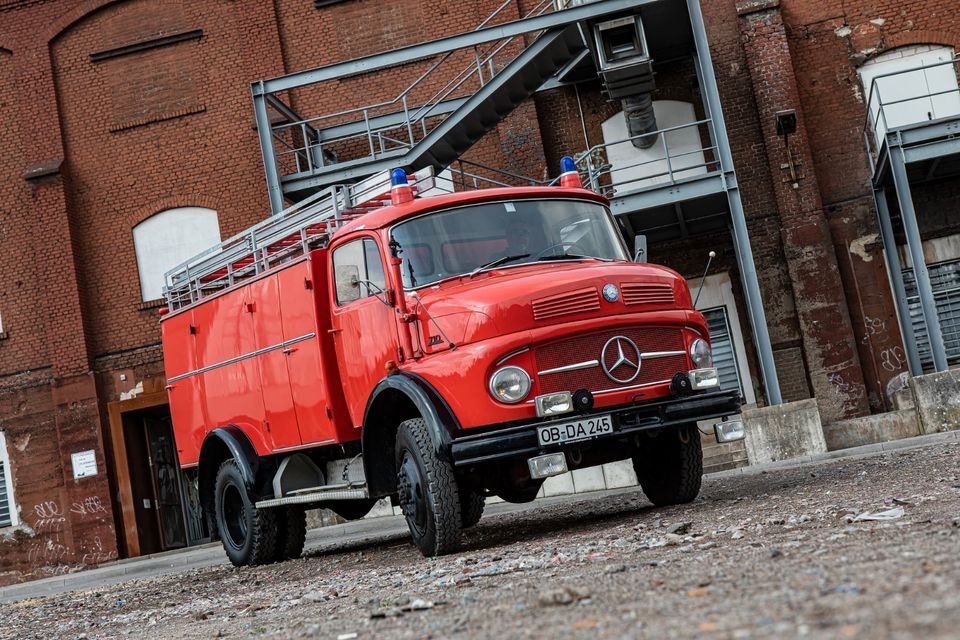 Truck Mercedes Benz LAF 710