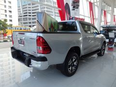 Toyota HILUX 2.4TD 4X4 DOUBLE CAP