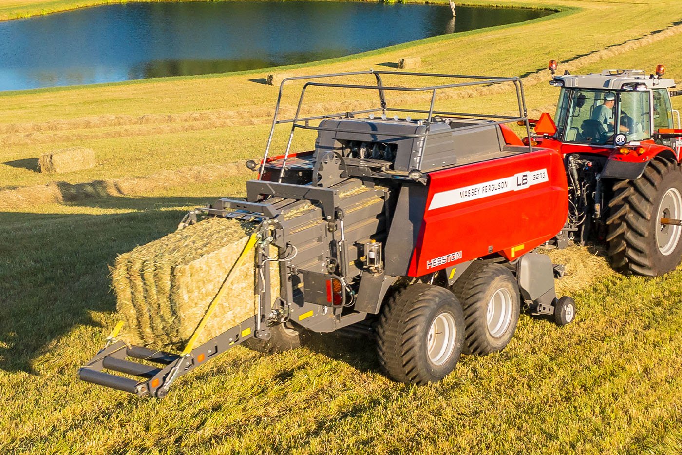 Hesston 7444