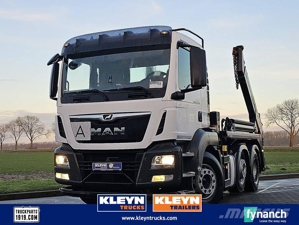 Truck MAN TGS 26.420 6X2-4 BL/4200