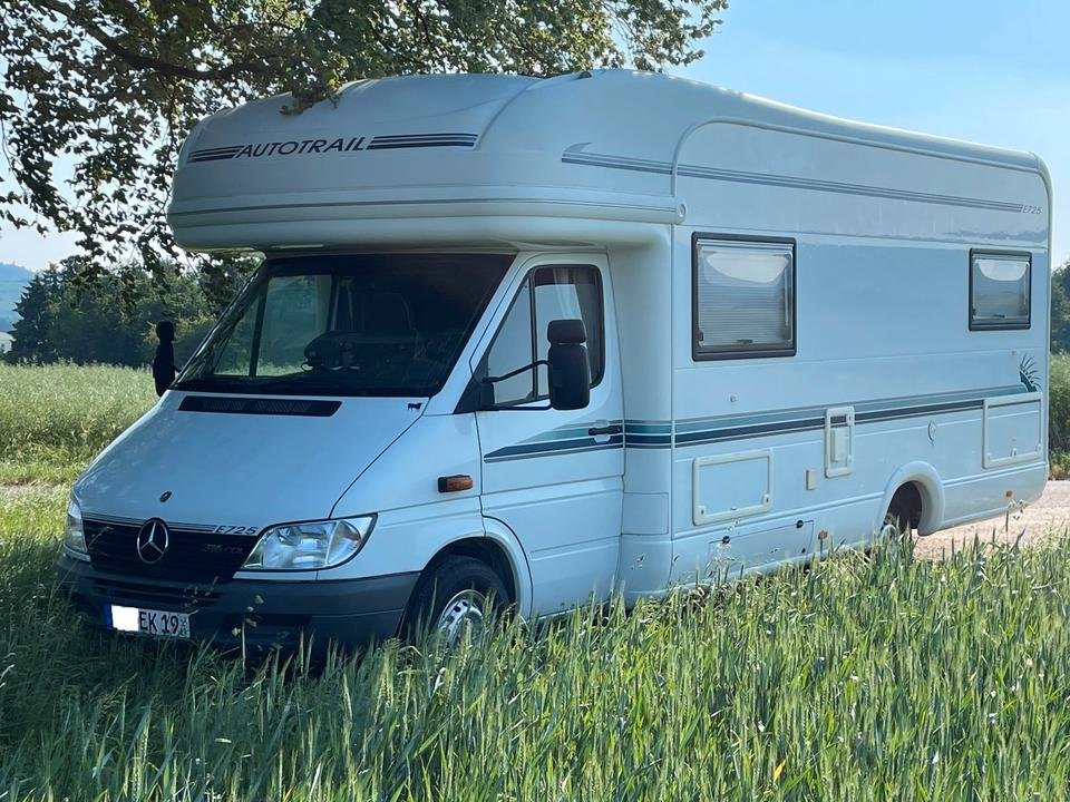 Autotrail E 725