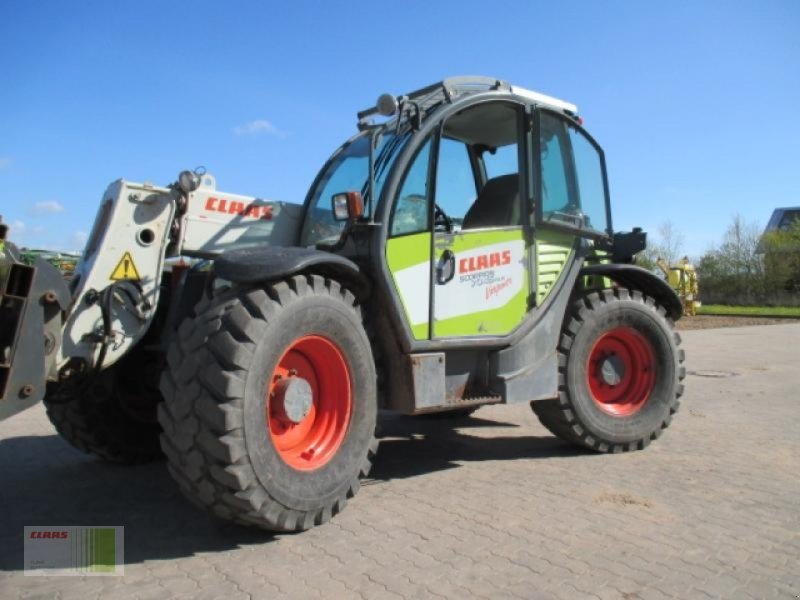 CLAAS 7045