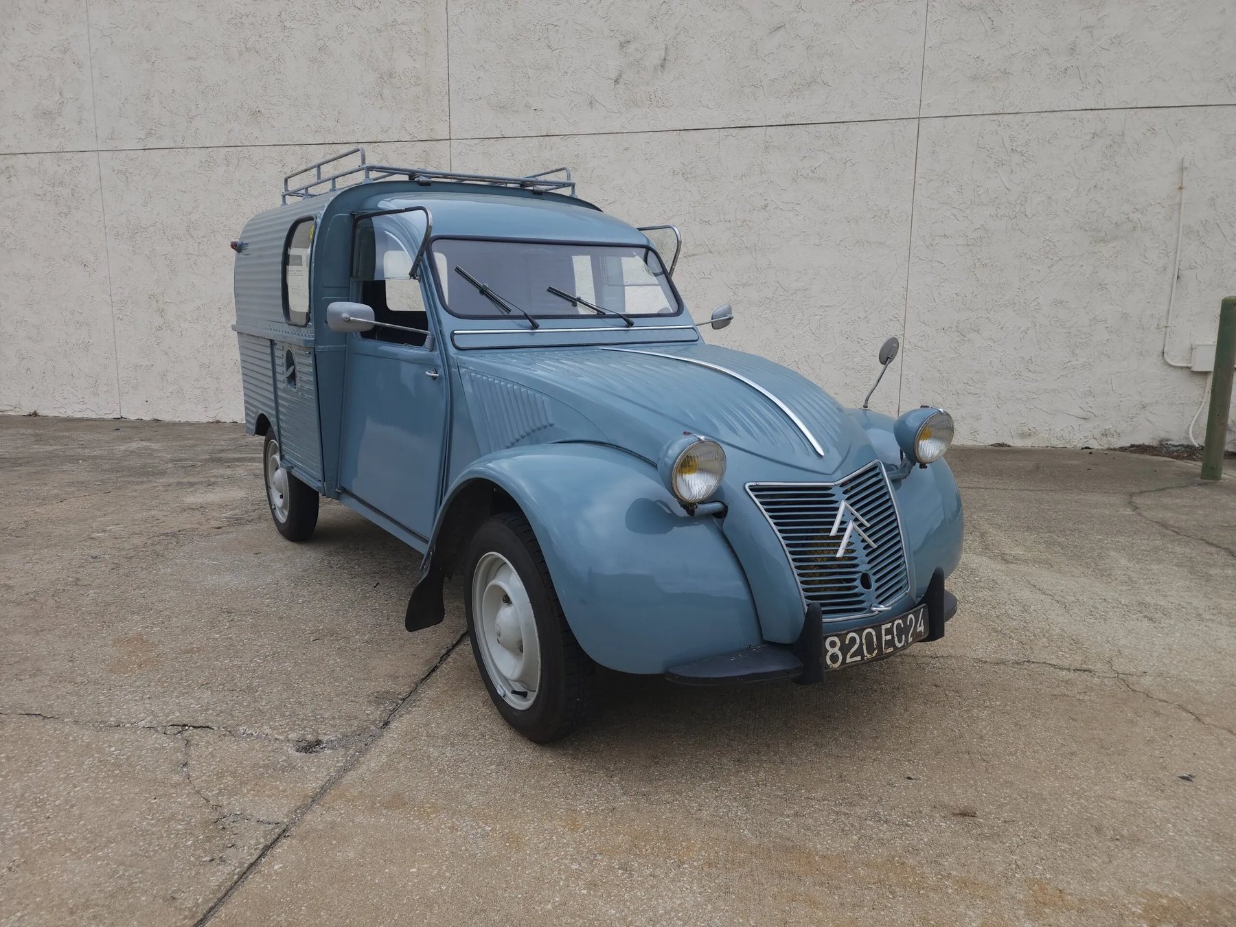 Transporter Citroën AZU 2 CV