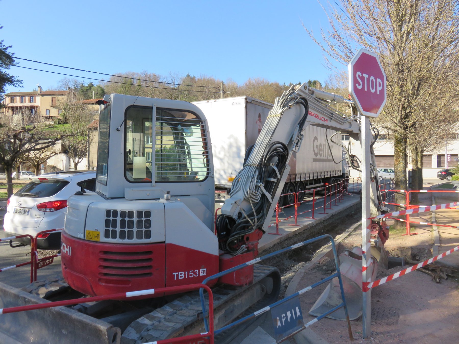 Takeuchi TB153FR