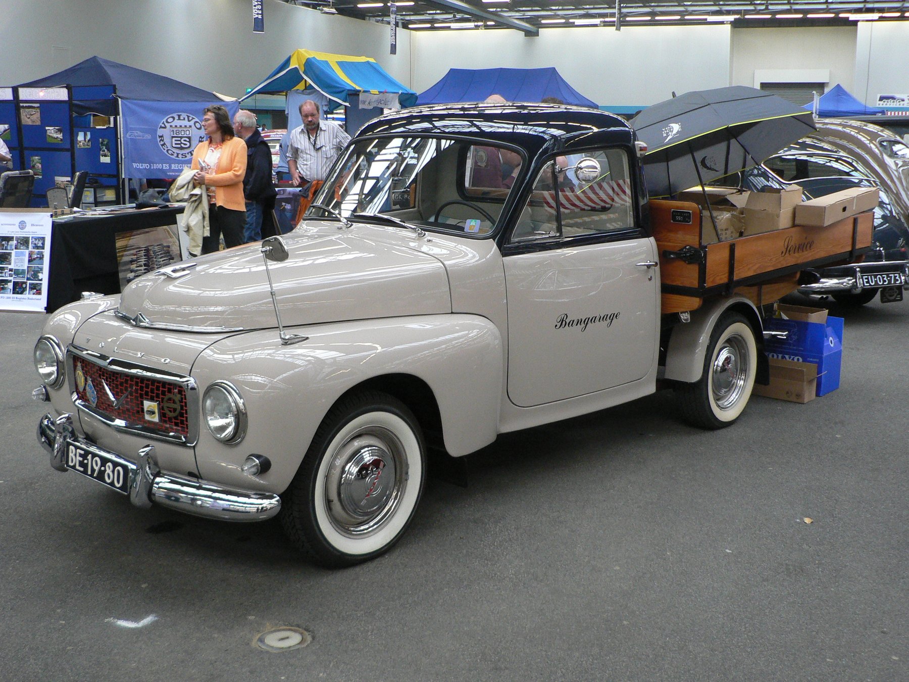 Van Volvo 210 PICK UP