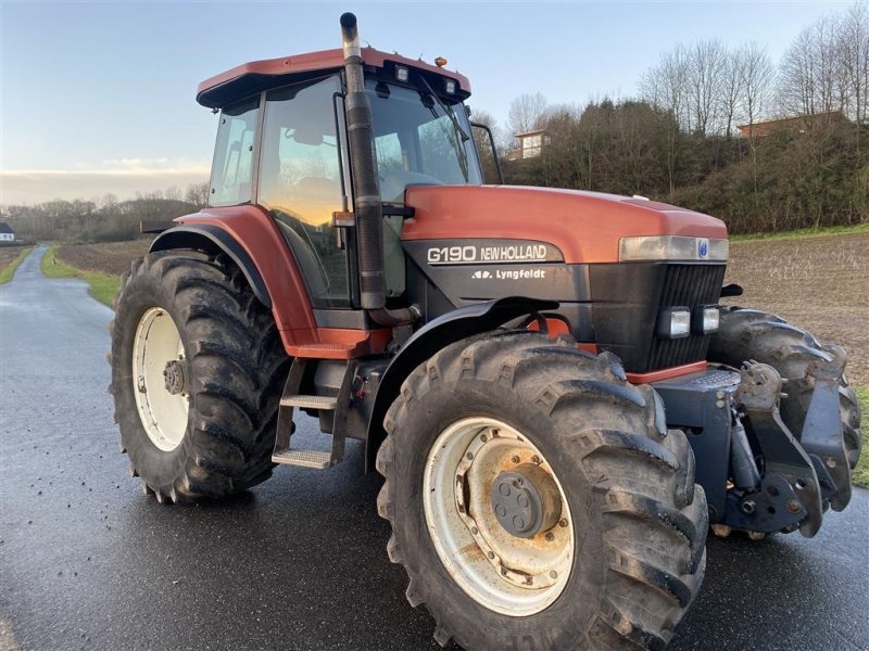 Tractor New Holland G190
