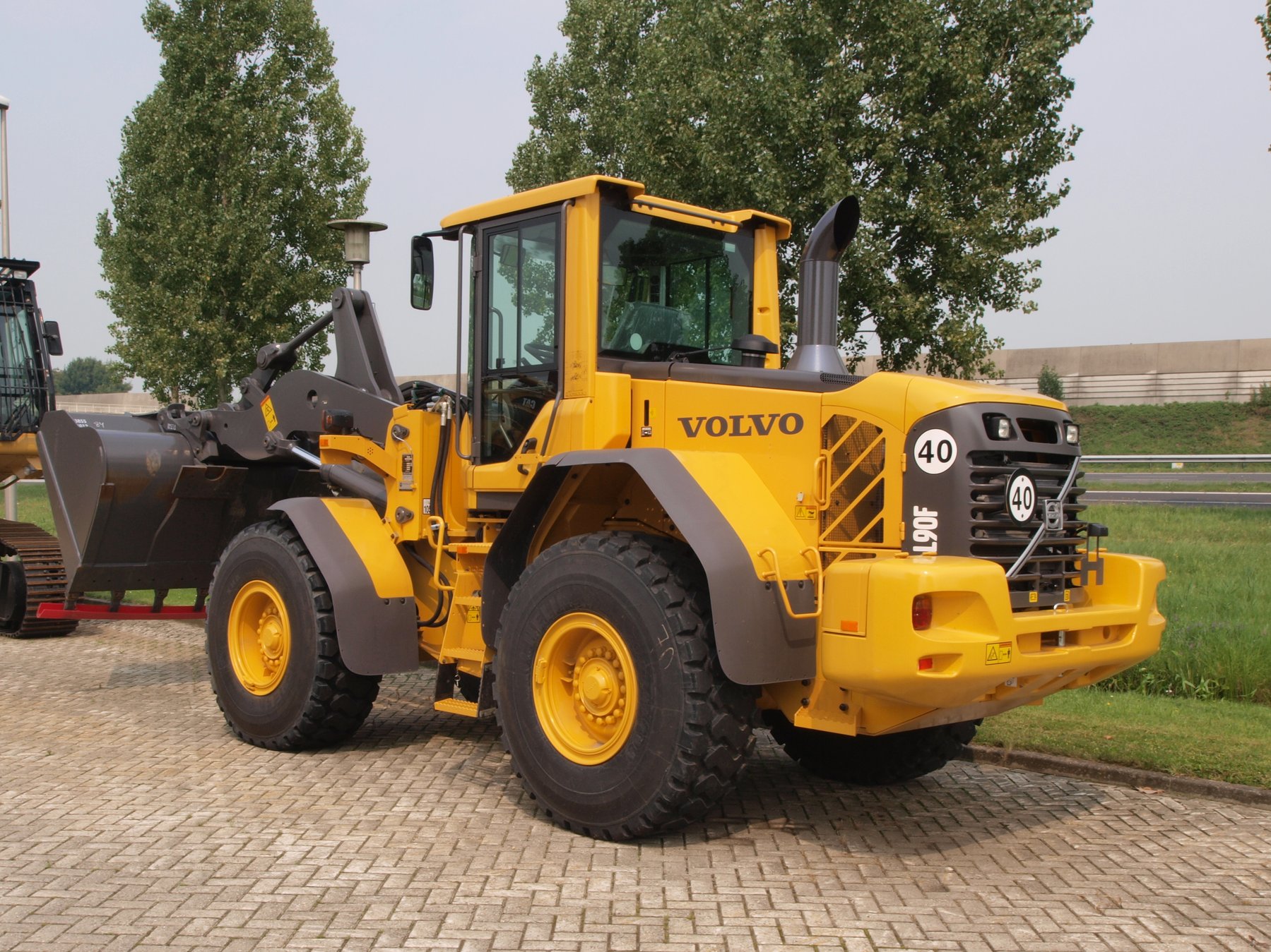 Truck Volvo L 2204