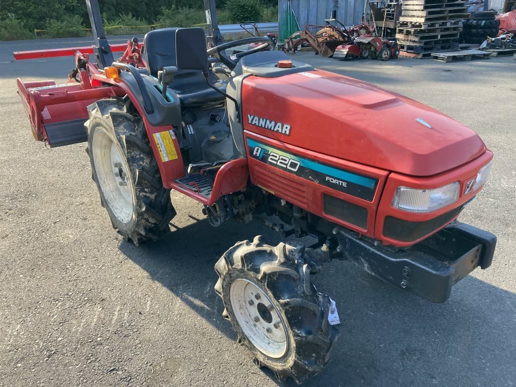 Traktor Yanmar 601