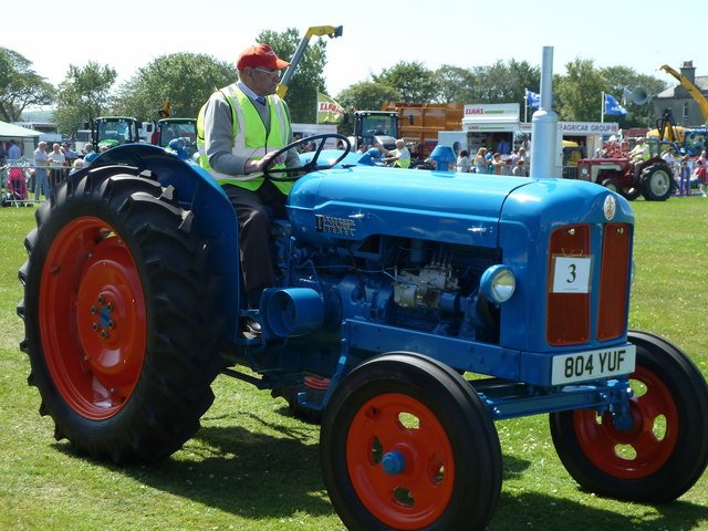 Tractor Fordson Major 1954