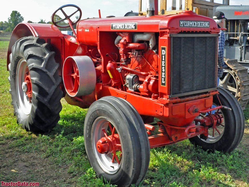 Tractor Mccormick Deering ID-40