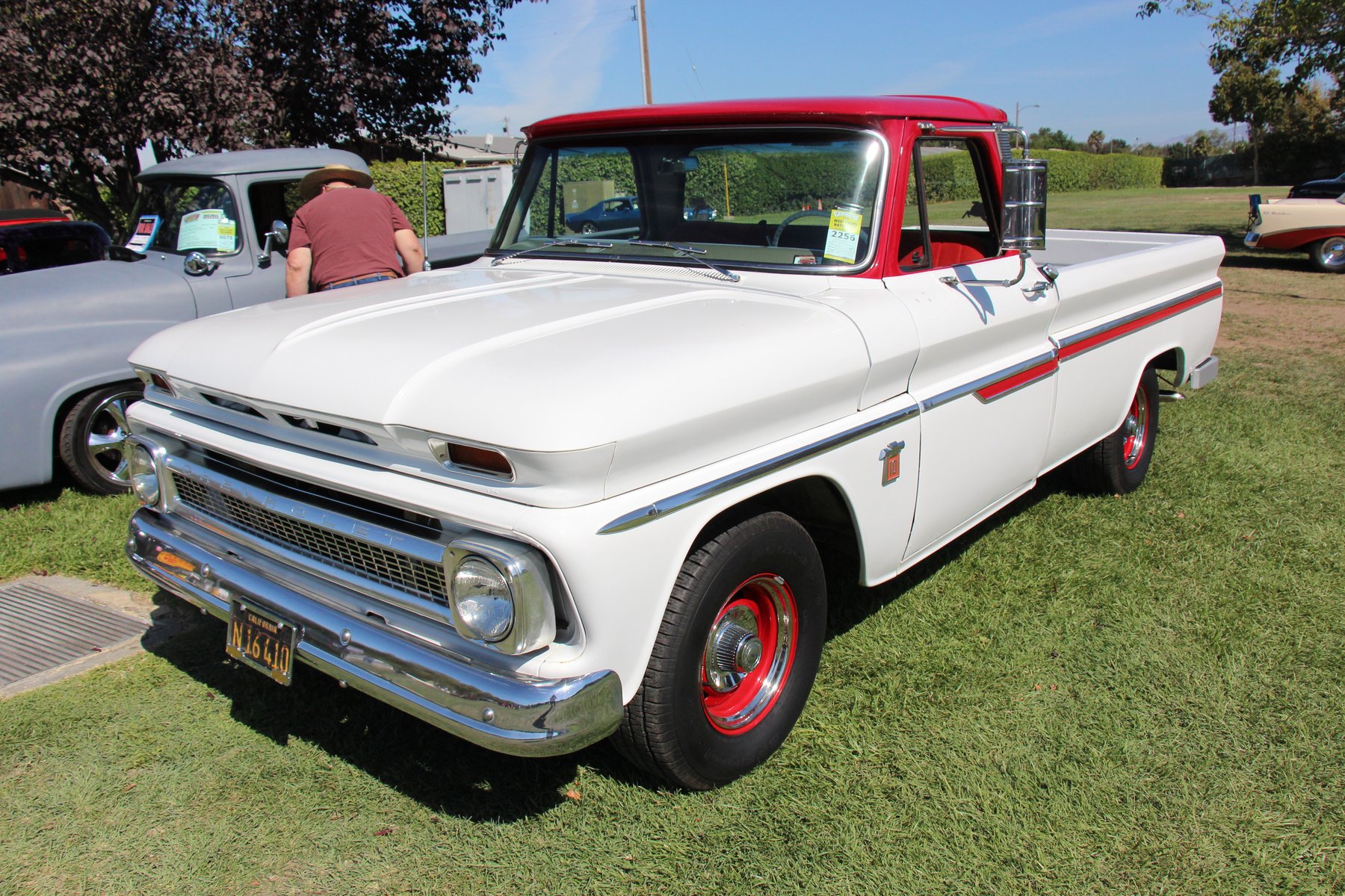 Van Chevrolet C10 FLEETSIDE PICKUP