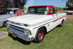 Chevrolet C10 FLEETSIDE PICKUP