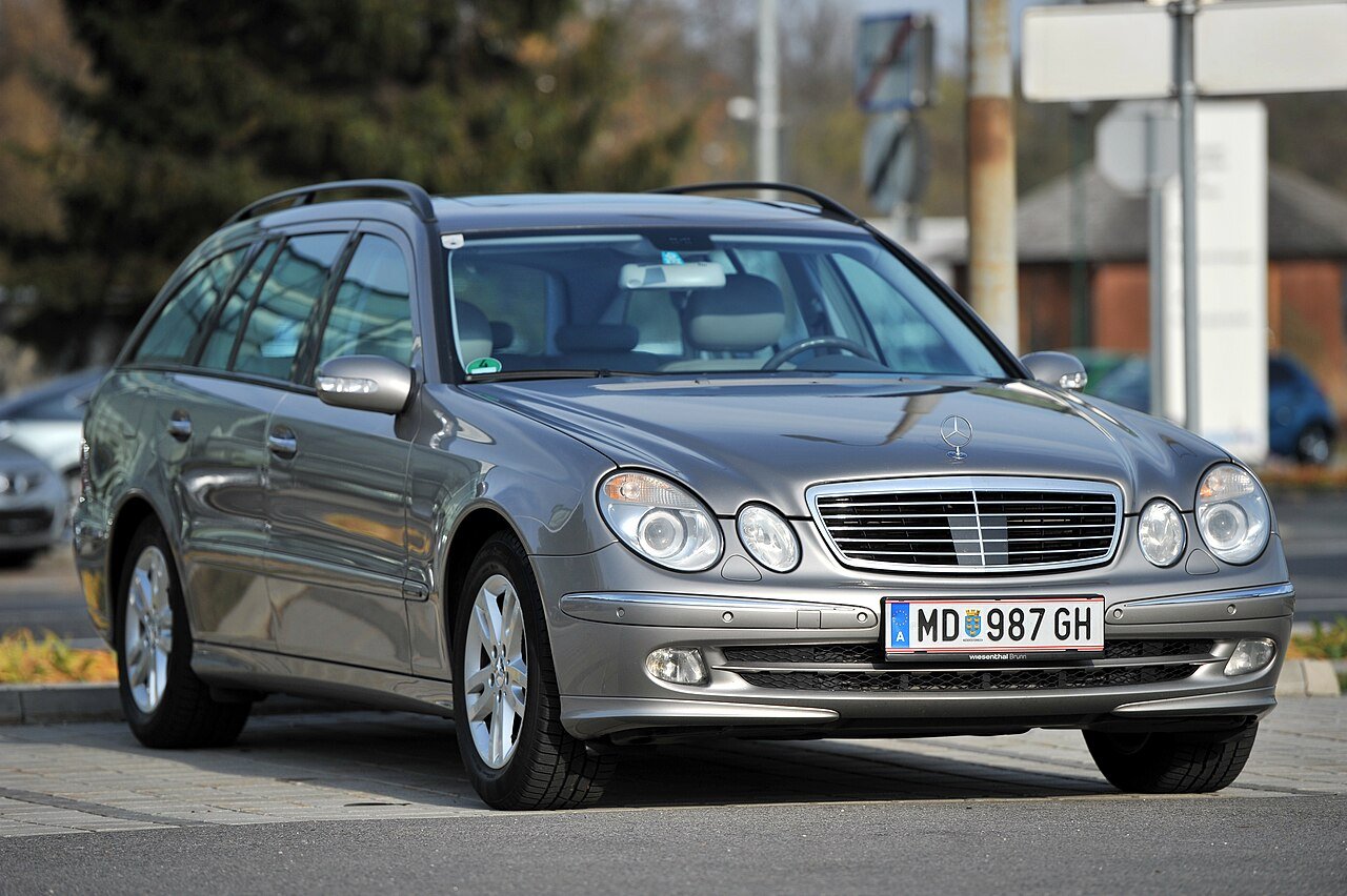 Van Mercedes Benz 5D E 320 CDI KOMBI AUTOMATIC-211226/285