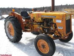 International Harvester International 2424
